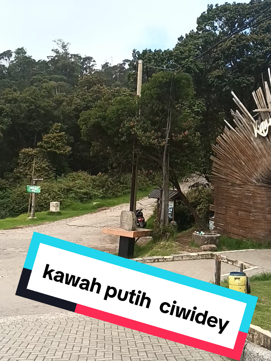 kawah putih  udaranya sangat sejuk#affiliatepemula #belajartiktok #ciwidey #kawahputih 