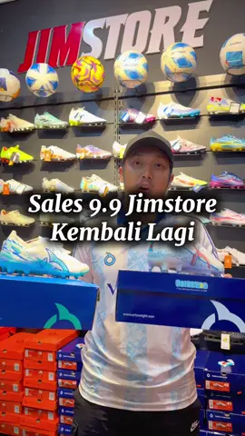 Sales Gila-Gila Jimstore Kembali Lagi Geng‼️ . Korang nak dapatkan kasut bola,kasut futsal dan kasut running dengan harga Jekpott?Jngan lupa masuk live 9.9 ni. #ortuseight #sales #99 #jimstore #kedaikasutbola 