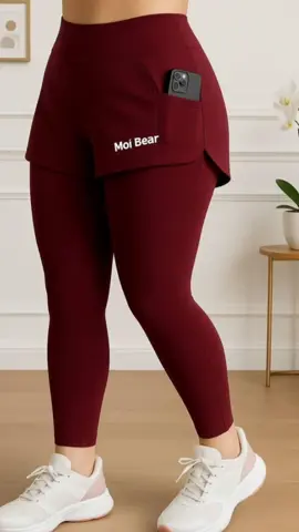 Nyaman bergerak,tetap stylish! Legging Sporty ini dirancang dengan bagian belakang lebih panjang untuk kenyamanan maximal. Cocok untuk aktivitas outdoor, yoga, atau sekedar tampil modis saat jalan santai. #leggingrok #activewearcewek #sportylook #workoutstyle 