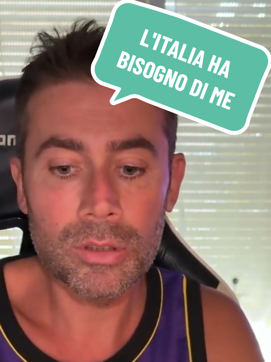 l'italia ha bisogno del goat🫵🏼 #lucaking #fyp #neipertee #twitch #patrizioofficial 