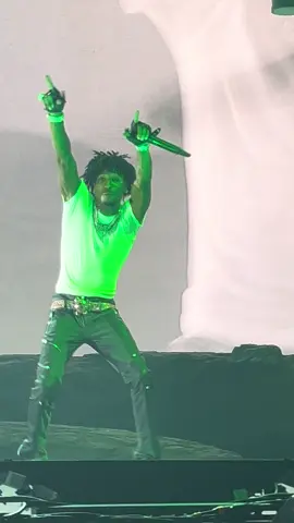 There go Kentrell #nbayoungboy #dallas #top #concert #youngboy 
