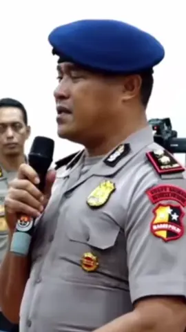 #polisi #PolriHadirUntukMasyarakat #kawanpolisi #polisiindonesia🇮🇩 #polisibaik 