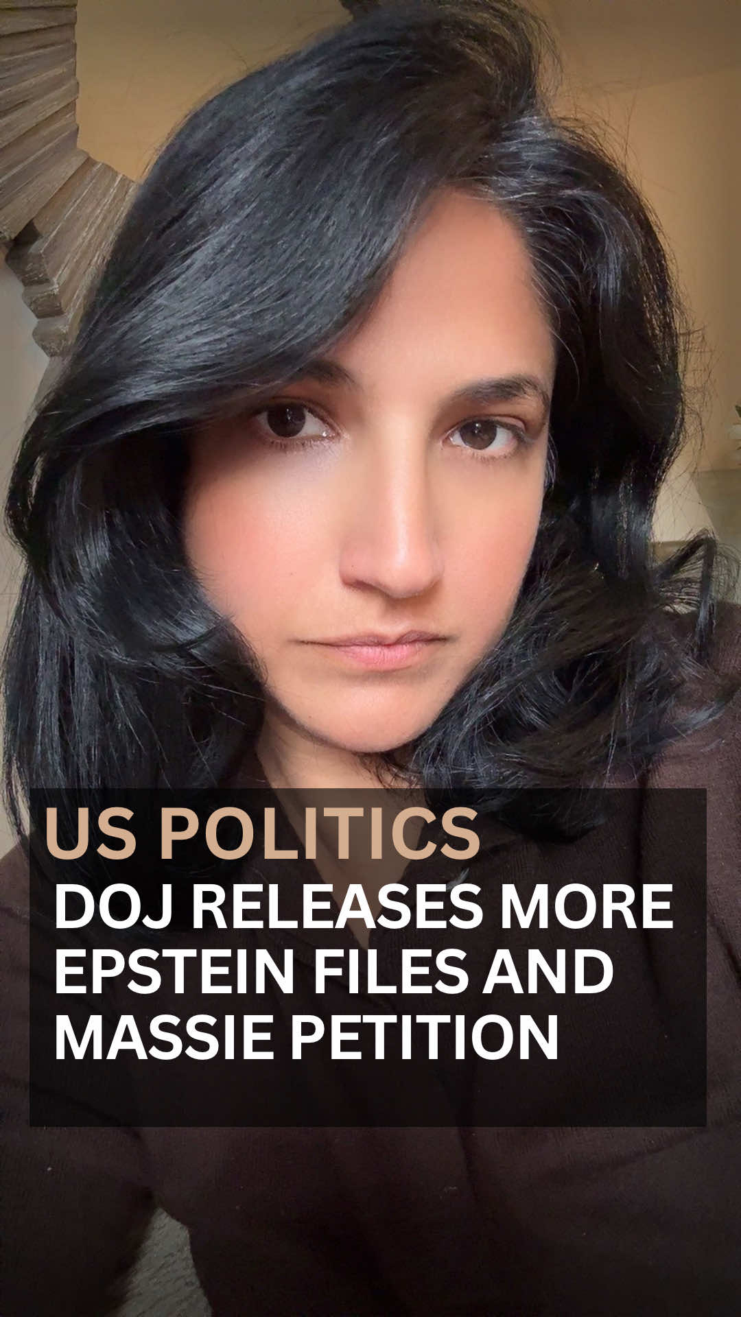 House Oversight drops 33,295 pages of Epstein files, but critics call it recycled. Massie’s push for full disclosure sparks White House warning to GOP. #EpsteinFiles  #DOJ #MassiePetition #OversightCommittee #breakingnews 