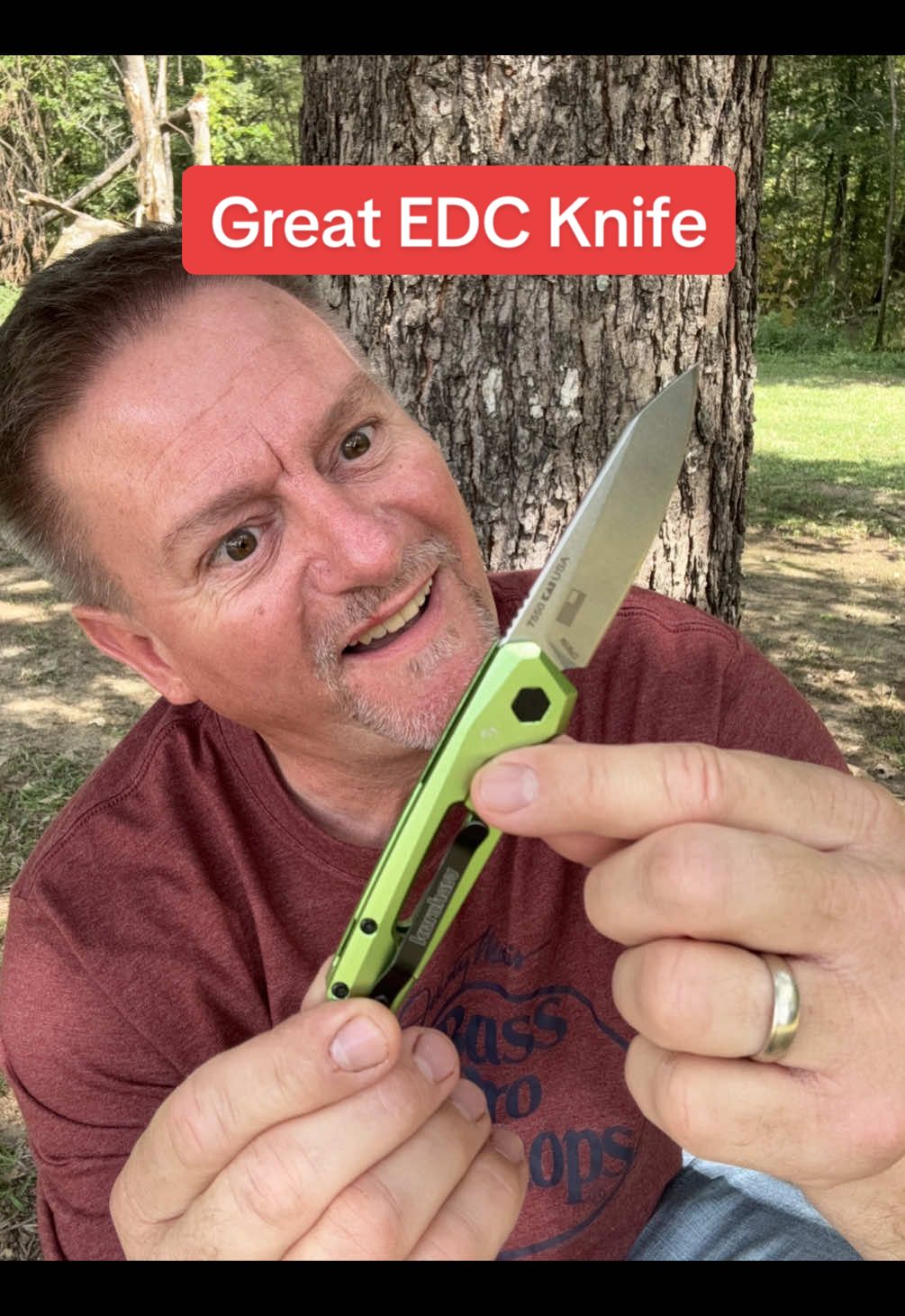 #greatedcknife #greatpocketknifewithpocketclip #everydaycarrypocketknife #kershawautoknife #survival 