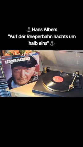 ....ein schöner Walzer, erstmalig erschien 1912. Von Hana Albers im gleichnamigen Film 1954 gesungen. Klassiker🫠 #vinyltiktok #vinylcommunity #vinyl #fyp #foryoupage 