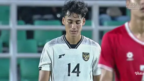 🫵🏻🪐 #rafaelstruick #timnasindonesia #fyp #fypシ #CapCut  @rafael.struick27 