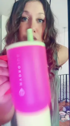 I've never seen a more hotter tumbler! 🔥 #hydrojug #hydrojugtraveler #hydrojugtumbler Link below!! Get yournown now while supplies last. 💕💧 #tiktokshop #hotitems #trending 