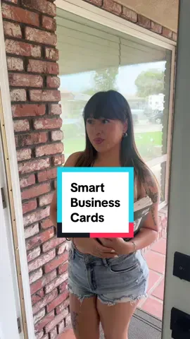 All you have to do is tap?? These business cards are a must have! #smartbusinesscard #businesscard #digitalbusinesscard #SmallBusiness #tiktokshop 