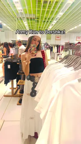 BTS en Bershka! 💜 #btsarmy #bershka #btsforever #bts #armybts @BERSHKA 