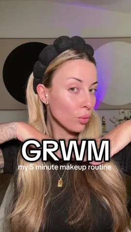 My 5 minute makeup routine. No eye makeup 😚  @Kylie Cosmetics skin tint  @Charlotte Tilbury contour  @Maybelline NY setting powder  @loréal paris usa blush + lip oil @Pixi Beauty eyebrow gel  @NYX Professional Makeup lip liner @ONE SIZE BEAUTY setting spray  #makeup #makeuptutorial #5minutemakeup #easymakeup #noeyemakeup 
