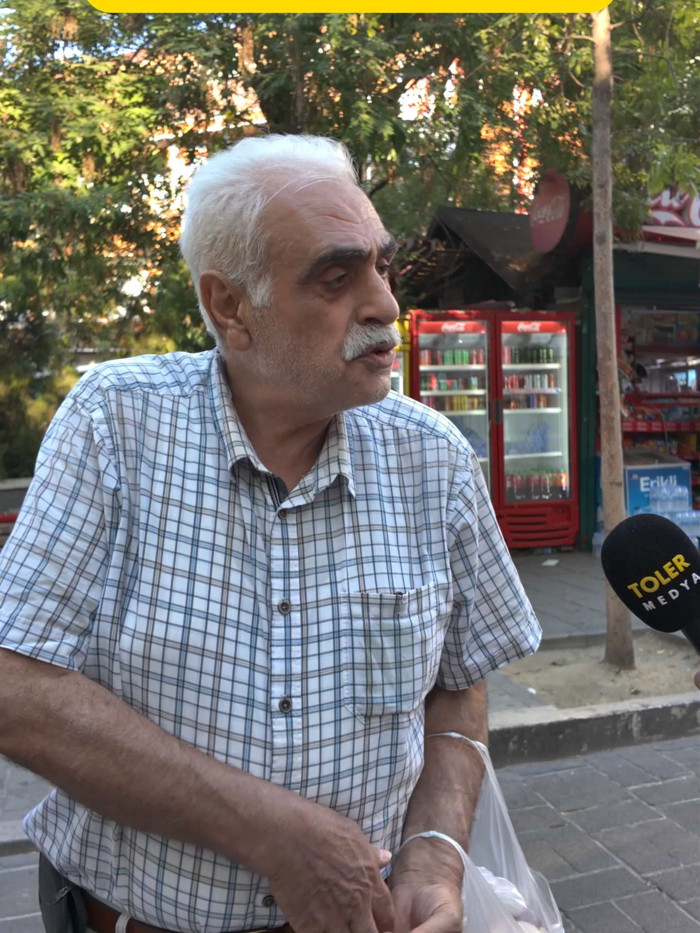 EMEKLİ ÖĞRETMENDEN ŞİİR DOLU RÖPORTAJ