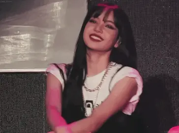 #lisa #foryou #viral #lisablackpink #gif 