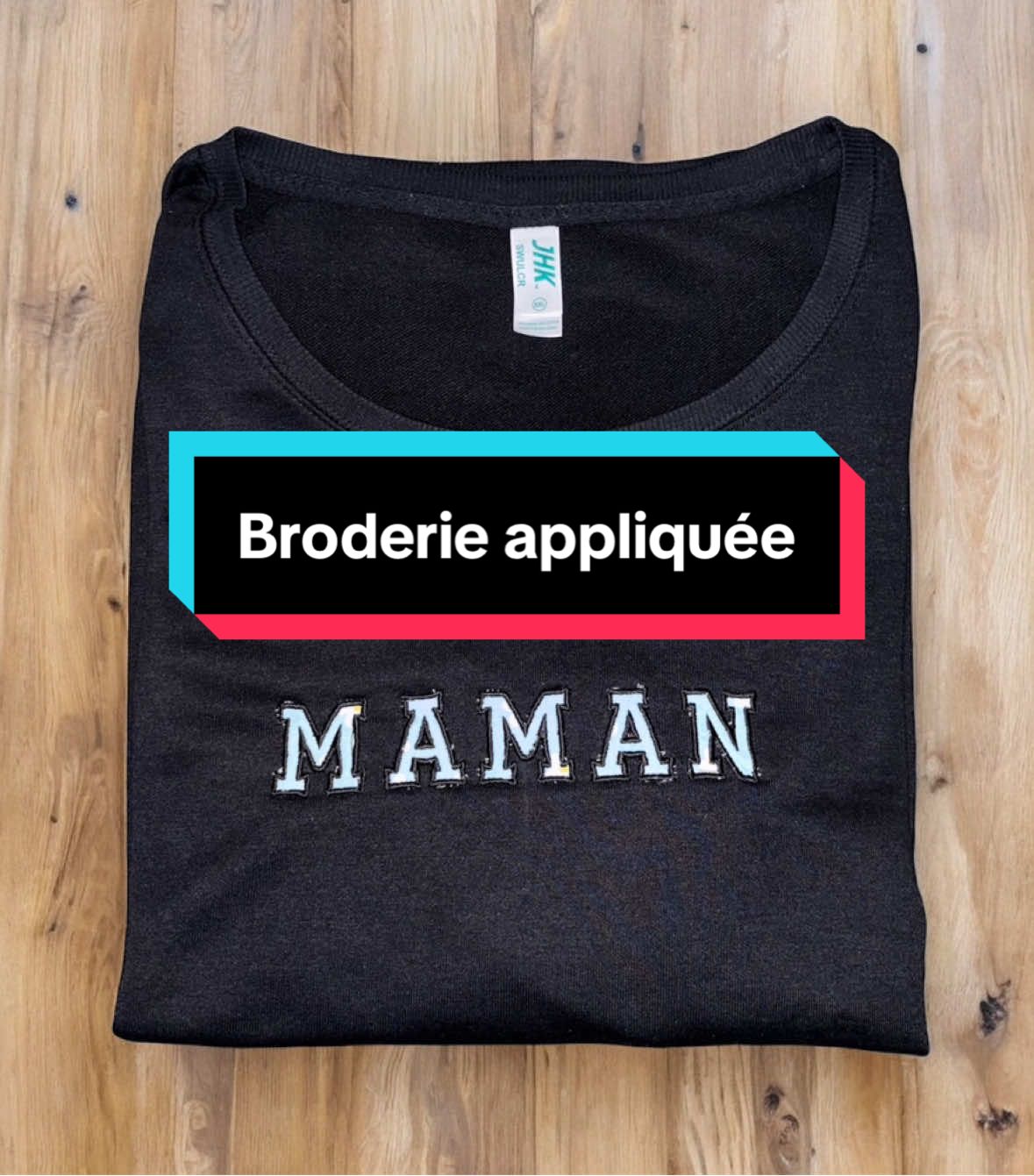 🌈  L E S •  A P P L I Q U E S 🌈 Après plusieurs semaines d’attente, je me suis enfin lancée 🚀  Je vous montre une partie du processus pour créer un sweat unique en broderie appliqué. 🪡 👚 Vous aimez ? N’hésitez pas à poser vos questions en commentaire ou en DM pour les plus timides ✌🏼 Ne manque plus aucun post et abonnes toi 🤩 #solicecreations #SmallBusiness #personnalisation #broderie #broderieappliquée 