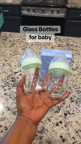 this glass bottles are perfect for infants #glassbottles #oberniglassfeedingbottle #newbornessentials #tiktokshopfinds 