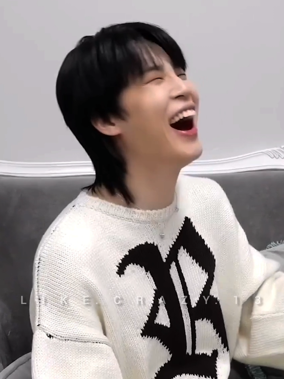 to hear him laugh... like a lullaby for the soul. ❤️‍🩹  #지민 #jiminlover #jimin💜 #jiminshii #jimincute 