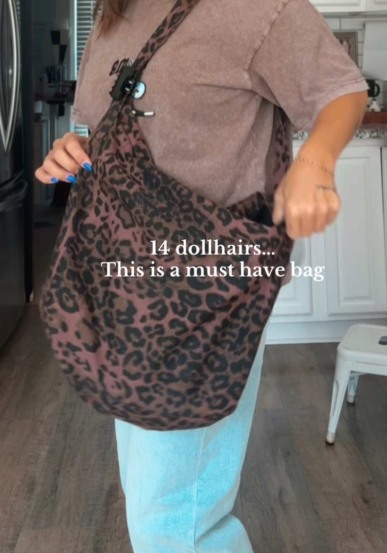 I know the wallie bag is OOS -  this is SUCH a good snag for the price!  #bag #purse #leopardbag 