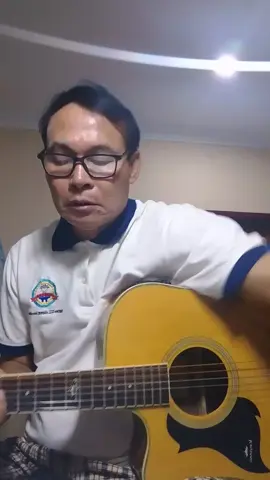 သာစွရခိုင်။ လို့အမည်ရပါတယ်#သီချင်းလေးကိုကြိုက်လို့ဆိုတာပါ #မူရင်းအဆိုရှင်ကိုcredit ပေးပါတယ်#အမှားပါခဲ့ရင်ခွင့်လွတ်ပေးပါ 
