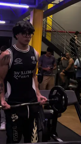 #gym #gymrat inst @davidcasta0227 🕷️