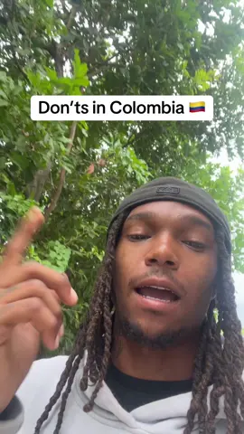 What not to do in Medellin Colombia 🇨🇴 safe travels everyone #traveltok #abroadlife #solotravel #medellincolombia #passportbros 