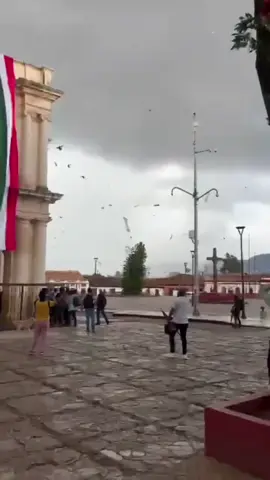 Impactante tornado causa daños en san Cristóbal de las casas  #sancristobaldelascasas #chiapas #noticias #tornado #lluvias 
