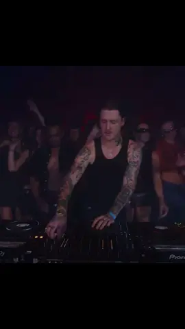 This tune is unreal 😮‍💨 @KETTAMA | @Boiler Room London #electronicmusic #dancemusic #boilerroom #dj 