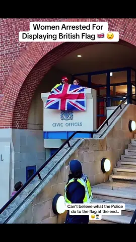 #police #arrest #protest #britain 