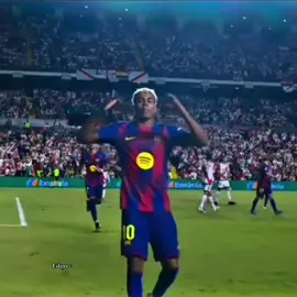 Raphinha the best player in the World RAPHAEL #football #raphinha #fyp #viral #fcbarcelona 