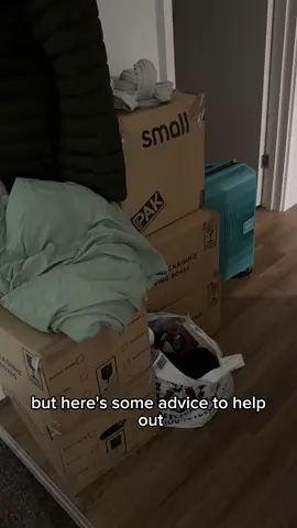 Packing for uni? Here's a few handy tips: Check out the 'packing checklist' on our website ✅ Check the bedsize in your room before ordering bedding! 🛌 Check what's already included in your room - you don't need to bring a desk and chair or a notice board for example ❌ https://blogs.kent.ac.uk/accommodation/what-to-pack/ #MovingToUni #UniKent #University #UniversityOfKent #WhatToPack #StartingUni