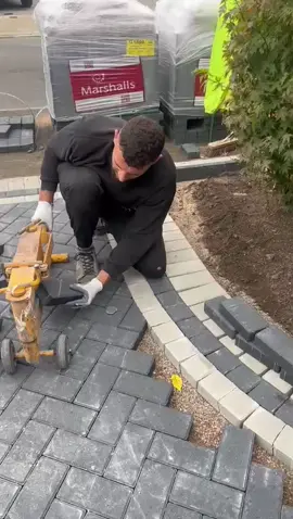 #blockpaving #landscape #uktiktok #london #albania 