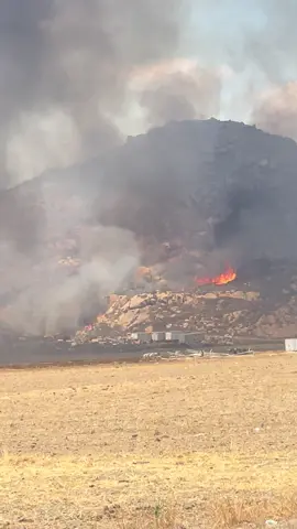 Fire 😱🔥#fyp #firejunipersprings #hemetcalifornia 