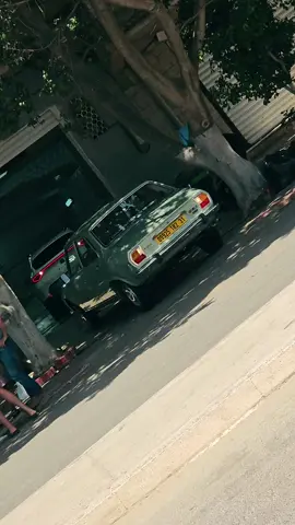 🚗✨ Peugeot 504 – L’élégance intemporelle sur roues ! #Peugeot404 #ClassicCar #VoitureAncienne #OldSchoolVibes #PeugeotLegend     