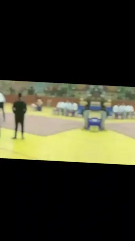 مين المستوى اللي يخلينا نلعب سوا 