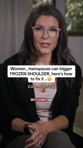 women , menopause can trigger FROZEN shoulders , here is how to fix it ..😳#menopause #periods #frozenshoulder #menopausesupport #menopauserelief 