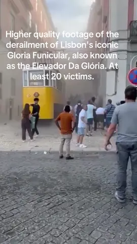 Higher quality footage of the derailment of Lisbon's iconic Gloria Funicular, also known as the Elevador Da Glória. At least 20 victims. #portugal🇵🇹 