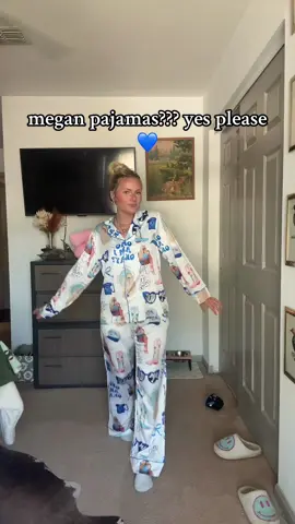 obsessed is an understatement😻💙 #westernstyle #meganmoroney #pajamaset #tiktokshop #meganmoroneyconcert 