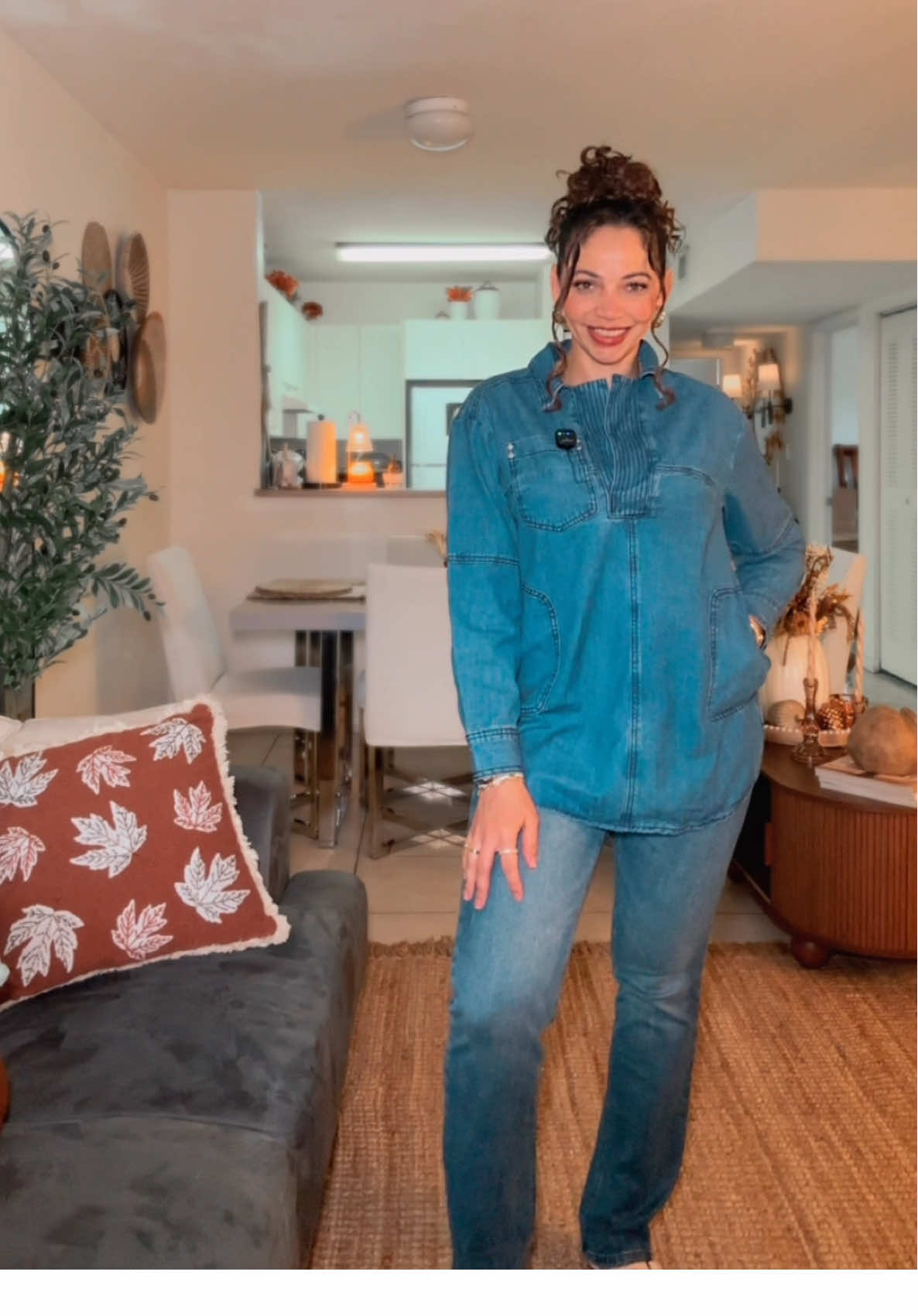 #denimshirt #denimondenim #denimoutfit #fallshirts #imilybela 