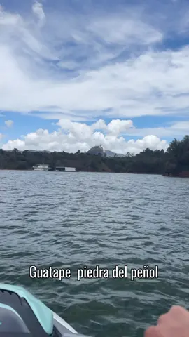 No dejes tus vacaciones a la suerte con nosotros pasas una chimba en Medellín  Ofrecemos todos los tours en Medellín y sus alrededores  -tour miradores en la noche  -comuna 13  -Guatape  -tour del café  -city tour  -chiva rumbera -acompañamiento privado  Estos y muchos más escríbenos y vamos a conocer medallo juntos  +573046755564 +57 318 8640119 #medallo #toursmedellin #medellincolombia #vacaciones #puertorico 