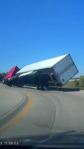 *NO INJUIRES OR I WOULDN’T POST*sharing because my reaction is priceless and beyond dramatic 😂the best part is I’m like it “just flipped” as it’s ACTIVELY STILL FALLING😂 also I say “what do I do!?” but did immediately call the police and check on the driver I just needed a moment to think about what to do with my own car😂