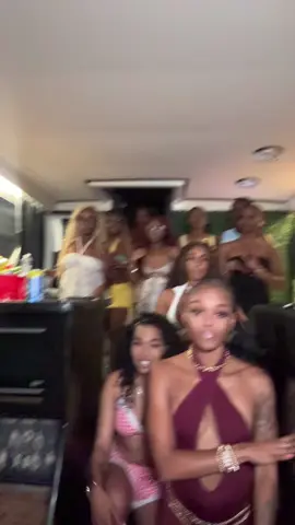 ✨The gworls on a yacht ✨ #fypシ  #fyp #viral  @⭒ ᴛʀɪɴ ⭒ @Angel @Symphony💖 @Dime @Chandler✨ 