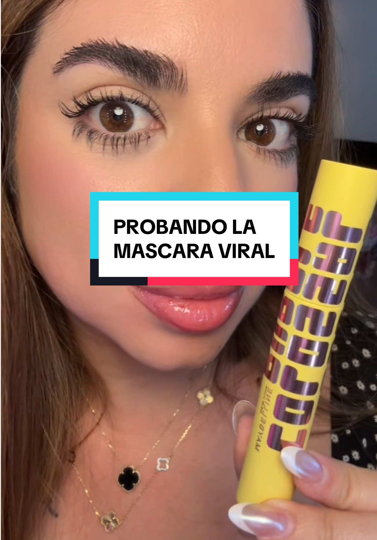 Mis pestañas lucen bellas 😍❤️ @Maybelline NY #tiktokshopcreatorpicks #maybelline #colossalbubblemascara #mascara #eyelashes 