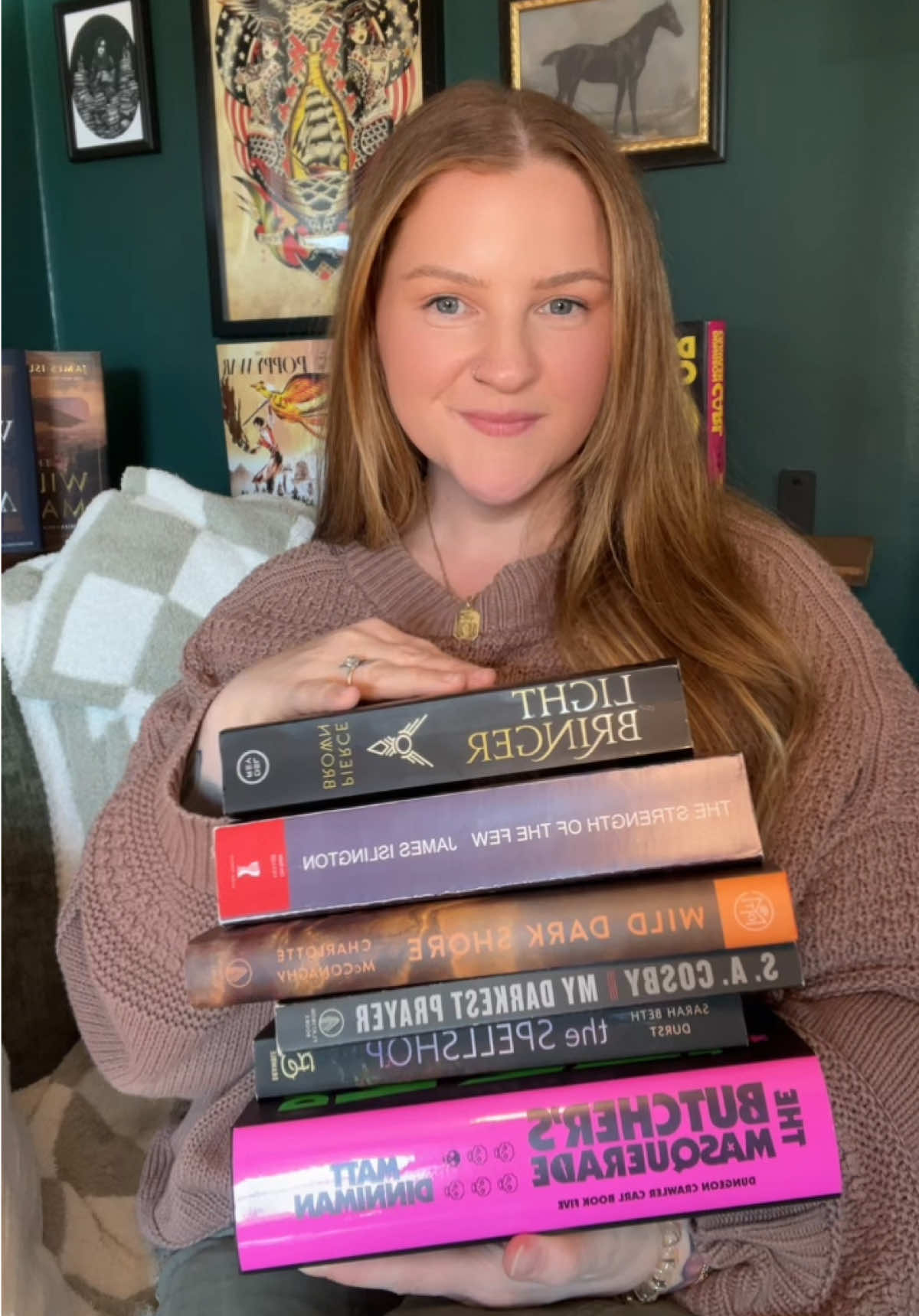I had a really good reading month in August! Let’s see what September brings 😜  #bookreviews #fantasybooktok #fantasybookrecs #scifibooktok #sagasayscrew @Saga Press Books 🛸🧙🏿‍♀️🔪  