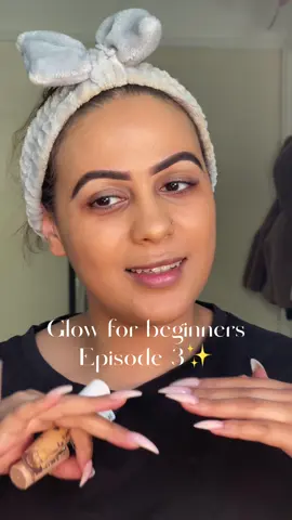 Welcome to glow for beginners✨ Concealer/Contour and Bronzer Used: Brightening Concealer - Shade Pecan @L'Oréal Paris UK  Concealer - Shade Medium Warm @e.l.f. Cosmetics UK  Contour Wonder Stick - Shade Rich @nyxcosmetics_uk  Bronzing Cream - Shade Toffee Love @17 cosmetic store  #makeup #glowforbeginners #glowlyskin #makeupforbeginners 