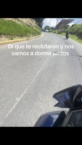 🫢 #pyfツ #viral #moto #sigue 