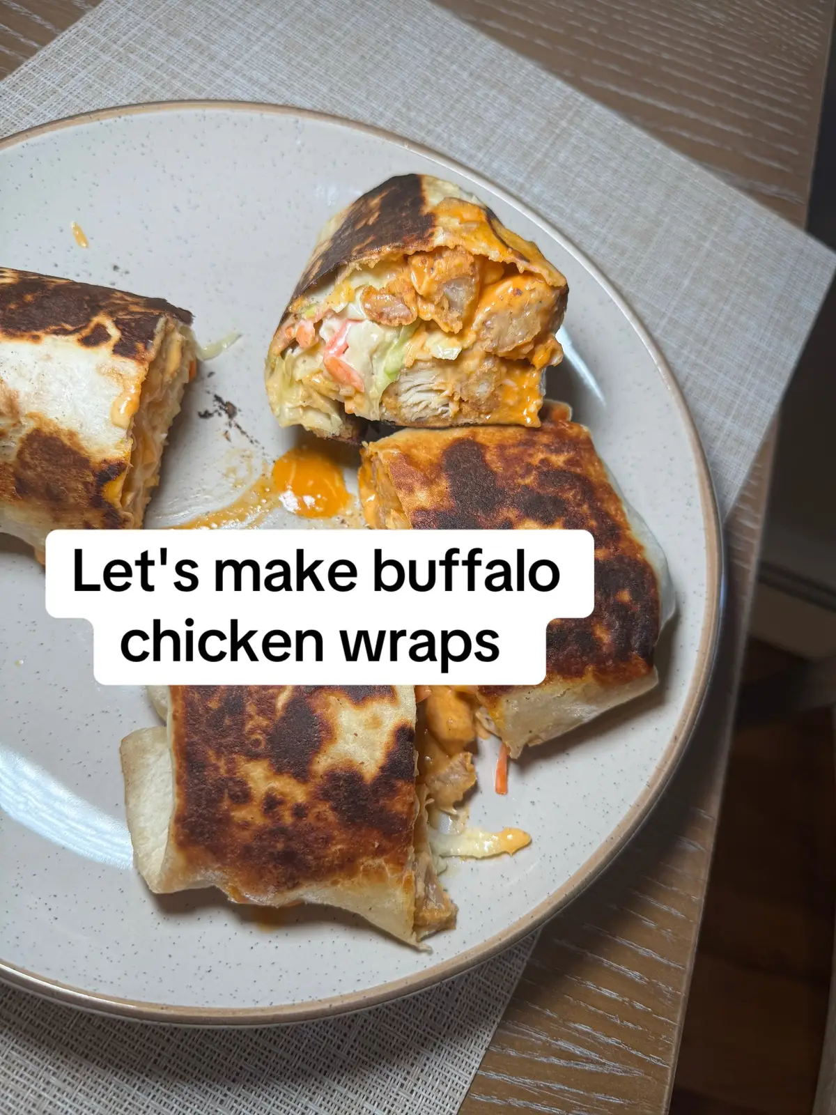 Viral buffalo chicken wrap, 7/10! #MomsofTikTok #microinfluencer #dinner #DinnerIdeas #cooking 