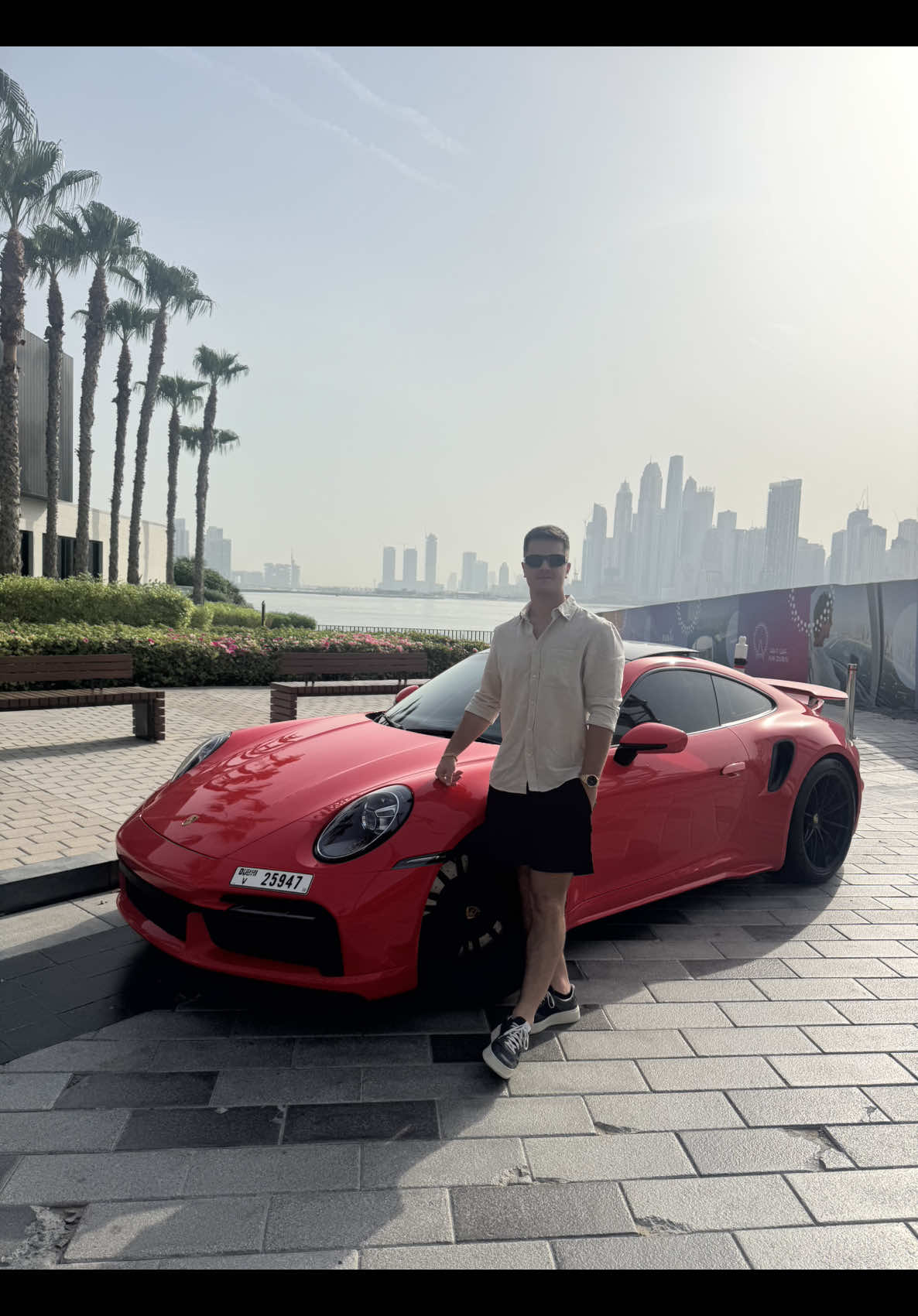 Aluguei um Porsche em Dubai por R$1.500,00! Valeu ou não a pena? 👀✨ #Dubai #porsche #DubaiTrip #DubaiCarRental #ViagemDubai 