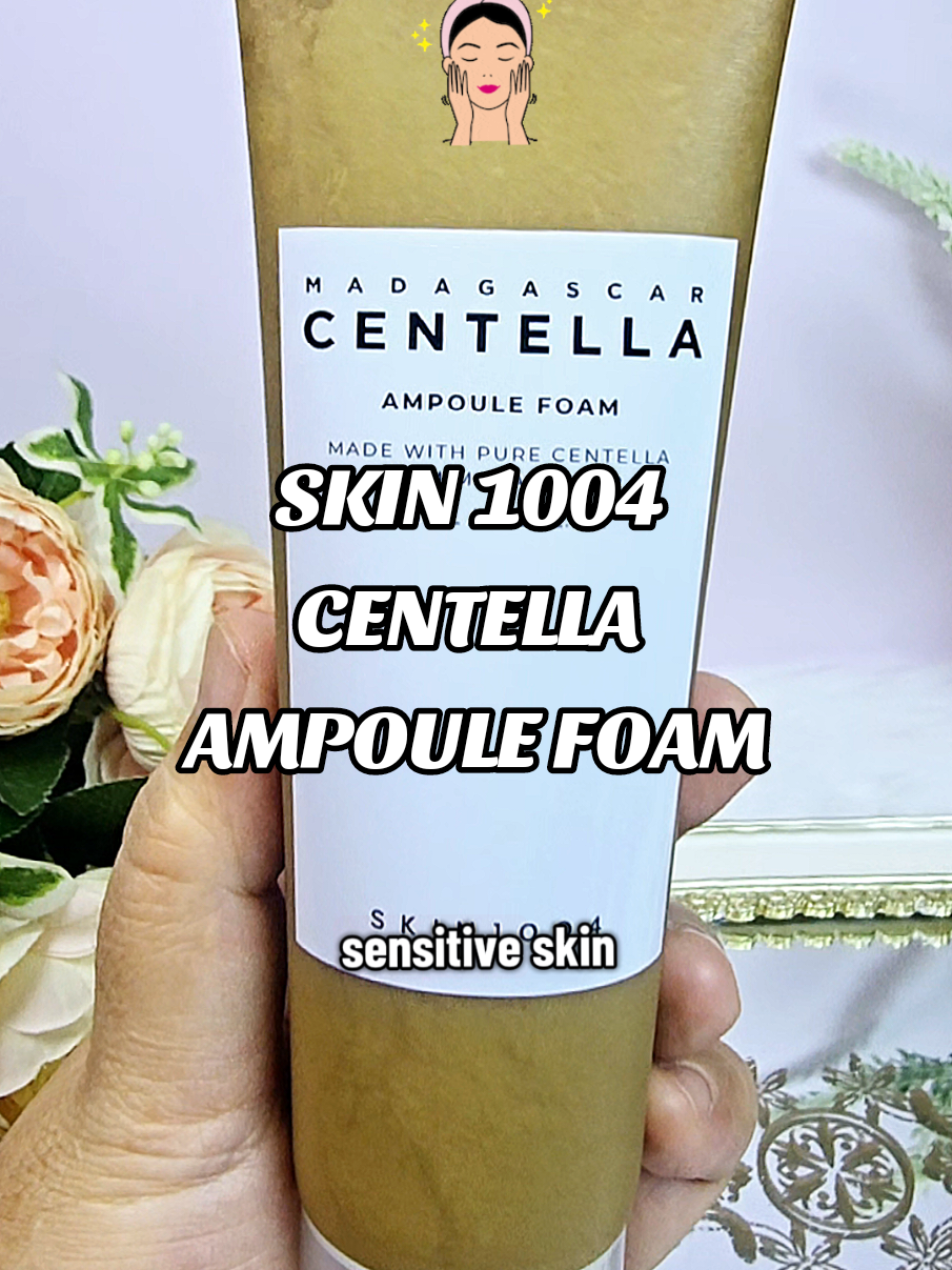 Experience the soothing power of Centella asiatica with SKIN1004's Centella Ampoule Foam. This gentle cleanser effectively purifies while leaving your skin calm and refreshed! Get yours now! 😃 #skin1004  #centella  #ampoulefoam  #cleanface  #skincare 