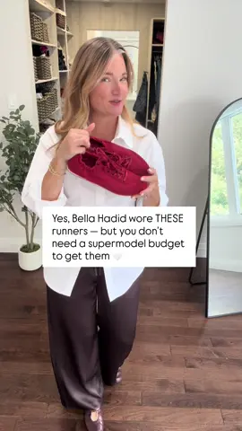 ✨ Bella Hadid wore them… but you don’t need a supermodel budget 👟 The VIVAIA Sneakerina is foldable, lightweight & eco-friendly 🤍 Linked in my LTK Shop! @vivaia_official #vivaia #vivaiasneakerina #bellainvivaia #bellahadid #balletsneakers     
