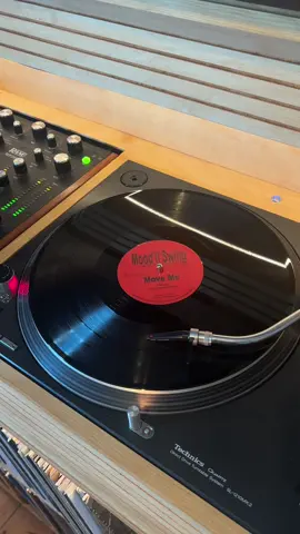 FOR SALE 🏷️ Mood ll Swing - Move Me (incl. DJ Duke RMXS) 🥵 Available to buy over on the site or by dropping us a DM 👌