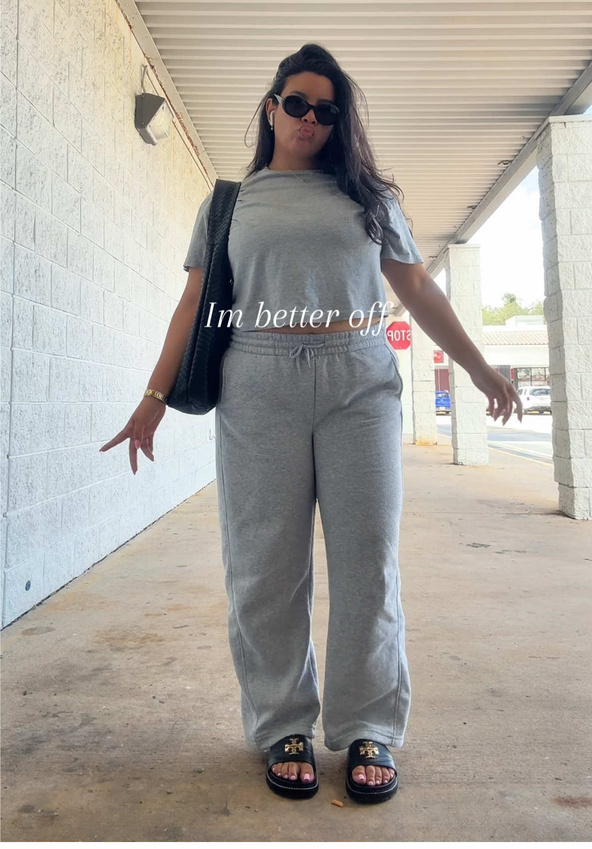 Better off letting go of what isn’t serving you + quick outfit check #OOTD #arianagrande 