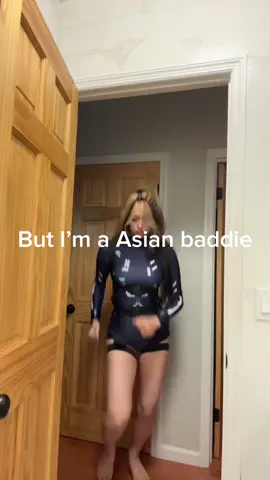 We all cracking them🥹🥹✌️✌️#fyp #asian #baddies #snowbunnies #blackchoclate 